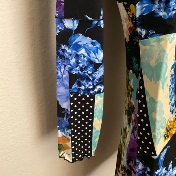 Alice + Olivia Delora Mixed Print Knit Dress - Size 4 - Picture 9 of 9